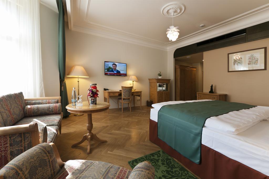 קרלובי וארי Grandhotel Ambassador Narodni Dum חדר תמונה