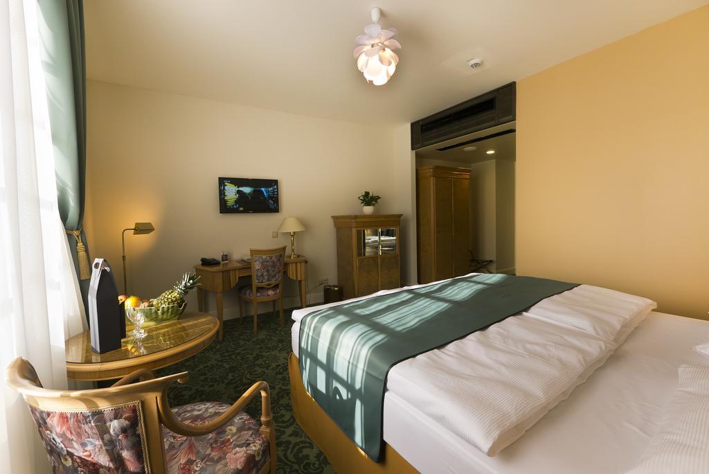 קרלובי וארי Grandhotel Ambassador Narodni Dum חדר תמונה