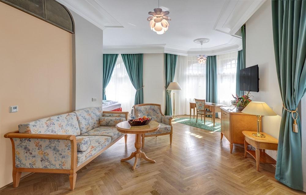 קרלובי וארי Grandhotel Ambassador Narodni Dum מראה חיצוני תמונה